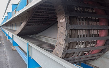 e-chain with a 615m travel in a power plant