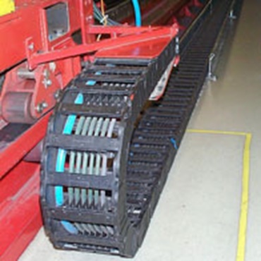 E4 e-chain® in a crash test centre