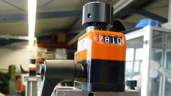 drylin SLW format adjustment