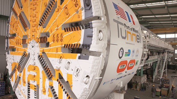 Tunnel boring machine