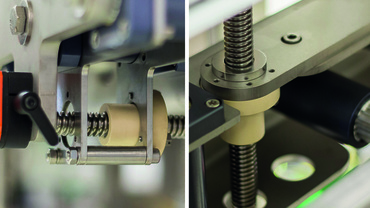 Transverse adjustment and height adjustment of belt station iglidur J