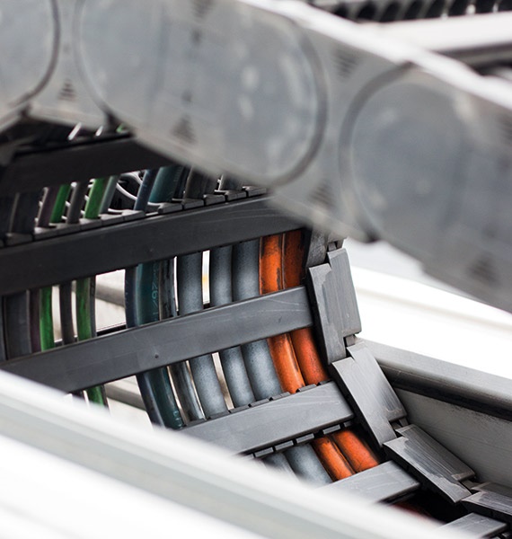 Glide pads for energy chains