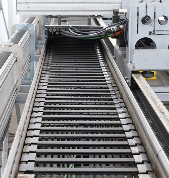 Glide pads for energy chains from igus®