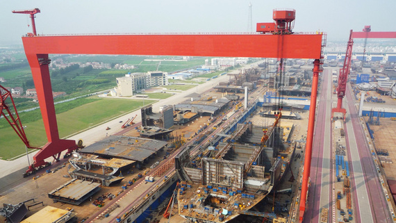 Shipyard crane