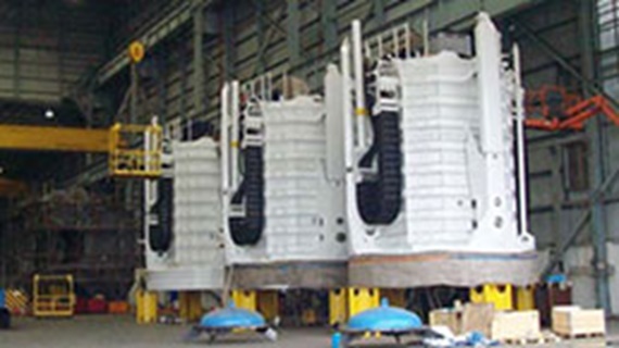 Retractable thruster