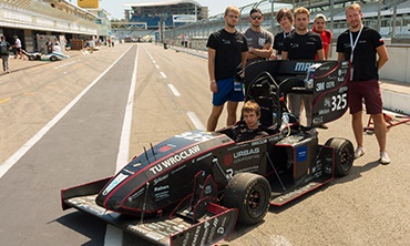 TU Wroclaw's PWR Racing Team uses igus® plain bearing technology