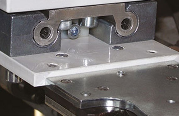 Changing welding caps