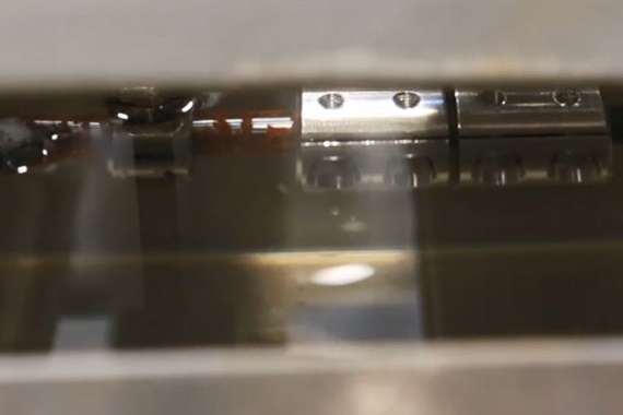 Vibration tests under water