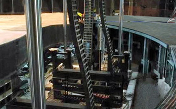 Zig-zag system in the House of Dancing Water