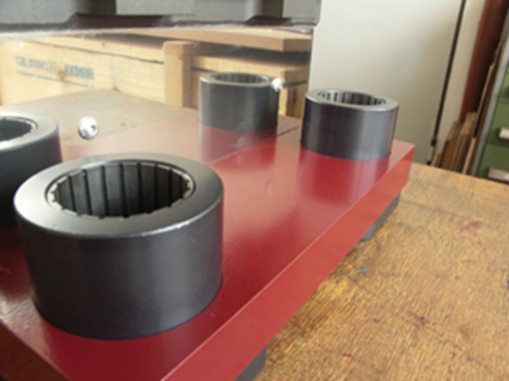 Assembled fixed flange bearing