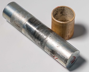 iglidur® Q2 on galvanised shaft