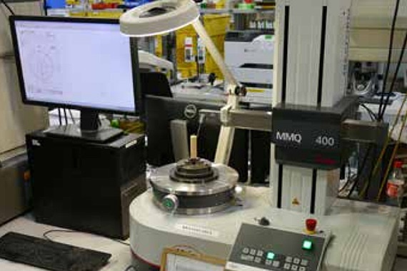 Measuring of the inner diameter of a press-fitted bearing