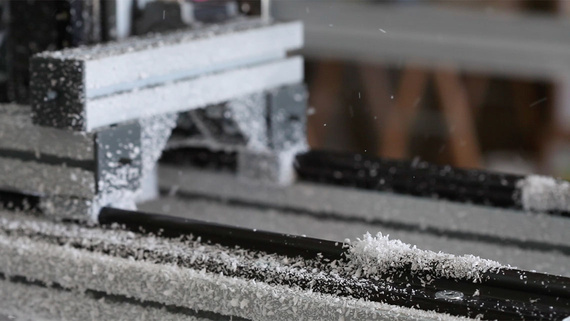 Milling machine with drylin linear bearings