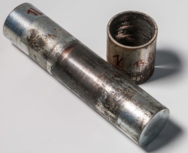 Metal composite bearings on galvanised shaft