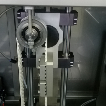 drylin R linear round guide in lid sorting