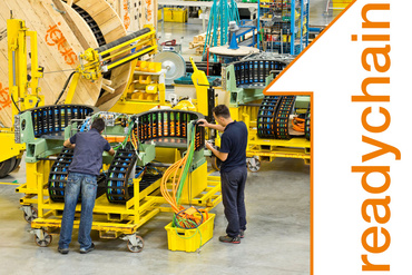 Assembly of ready-to-connect energy chain systems