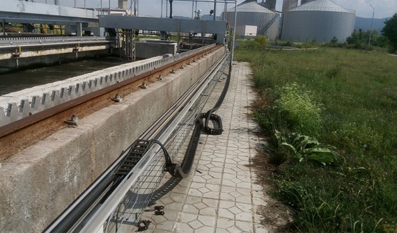 Crash in a sewage treatment plant