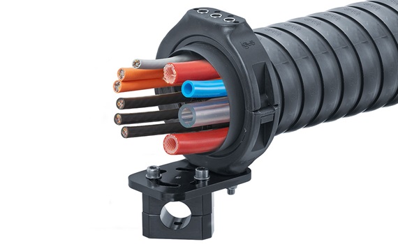 Compact bracket connection without strain relief