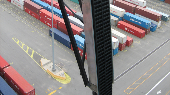 STS crane energy chain